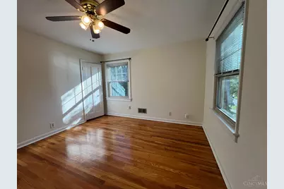 328 Durrell Avenue, Wyoming, OH 45215 - Photo 5