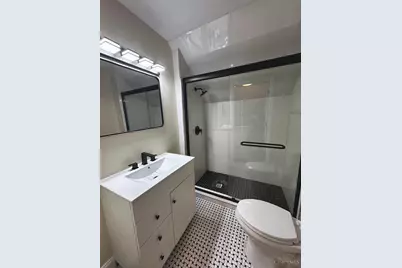 1832 Weyer Avenue, Cincinnati, OH 45212 - Photo 23