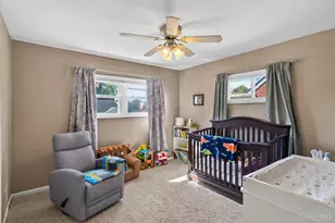 5662 Green Acres Ct, Green Township, OH 45248 - Photo 17