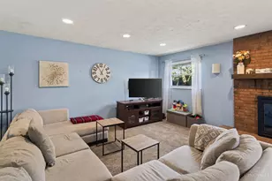 5662 Green Acres Ct, Green Township, OH 45248 - Photo 15