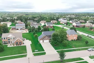 6654 Bluewood Knoll, Liberty Township, OH 45011 - Photo 3