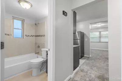 2477 Westwood Northern Boulevard, Cincinnati, OH 45211 - Photo 13