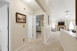 3251 Sycamore Woods Ln, Hamilton, OH 45011 - Photo 5