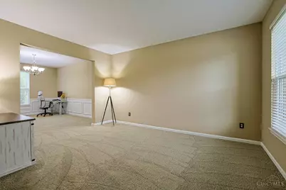 6807 Trailview Close, Hamilton Township, OH 45039 - Photo 7