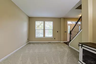6807 Trailview Close, Hamilton Township, OH 45039 - Photo 9