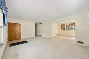 5137 Grosse Pointe Ln, Cincinnati, OH 45238 - Photo 7