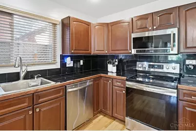 2116 Gilbert Avenue #B, Cincinnati, OH 45206 - Photo 9