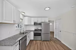 1611 Goodman Ave, Cincinnati, OH 45239 - Photo 7