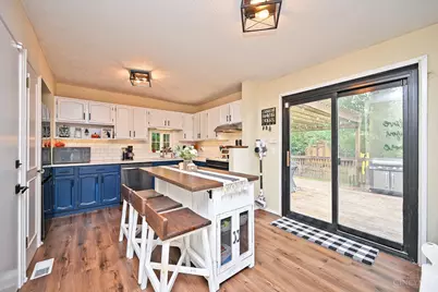 8079 Buckland Drive, Sycamore Township, OH 45249 - Photo 7