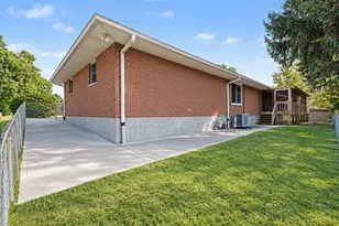 6417 Mapleton Ave, Delhi Township, OH 45233 - Photo 19