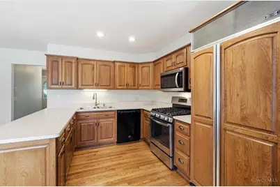 1020 Cloverfield Lane, Springfield Township, OH 45224 - Photo 11