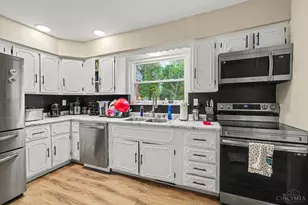 3113 Sunnyhollow Ln, Green Township, OH 45239 - Photo 11