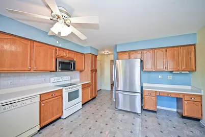 7011 Tradewind Court, Hamilton Township, OH 45039 - Photo 9