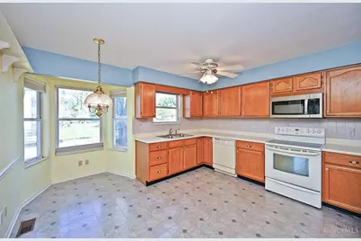 7011 Tradewind Court, Hamilton Township, OH 45039 - Photo 11