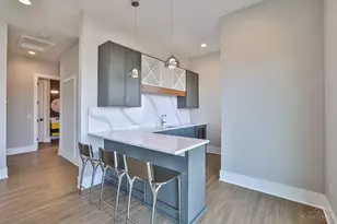 128 Goethe St, Cincinnati, OH 45202 - Photo 25