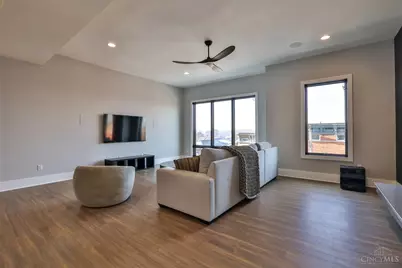 128 Goethe Street, Cincinnati, OH 45202 - Photo 7
