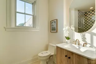 521 Milton St, Cincinnati, OH 45202 - Photo 25