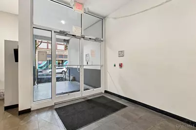 1150 Vine Street #27, Cincinnati, OH 45202 - Photo 7