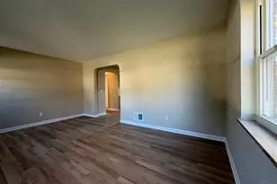 5223 Parkview Ave, Green Township, OH 45238 - Photo 5