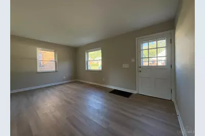 5223 Parkview Avenue, Green Township, OH 45238 - Photo 7