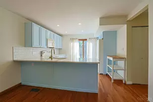 9957 Timbers Dr, Blue Ash, OH 45242 - Photo 13