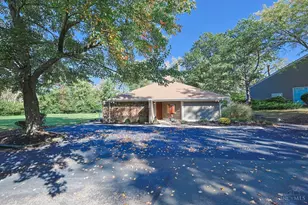 9957 Timbers Dr, Blue Ash, OH 45242 - Photo 43