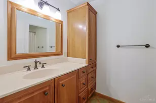 9957 Timbers Dr, Blue Ash, OH 45242 - Photo 23