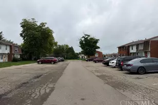 7619 Mt Hood, Dayton, OH 45424 - Photo 3