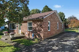 396 E Pike St, South Lebanon, OH 45065 - Photo 3