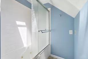 4942 Oaklawn Dr, Cincinnati, OH 45227 - Photo 39