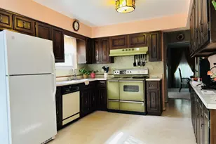 5497 Belcross Ct, Green Township, OH 45238 - Photo 5
