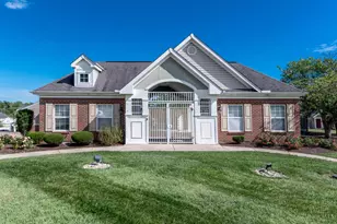 5366 Scarletoak Dr, Cincinnati, OH 45239 - Photo 5