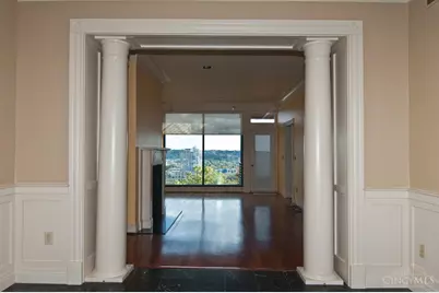 919 Riverview Place, Cincinnati, OH 45202 - Photo 9