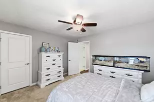 8127 Valley Crossing Dr, Colerain Township, OH 45247 - Photo 23