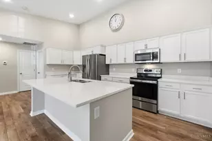 3469 Chestnut Park Ln, Miami Township, OH 45002 - Photo 7