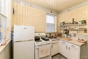 2748 Madison Rd, Cincinnati, OH 45209 - Photo 15