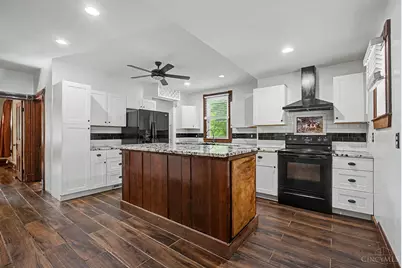10402 Burlington Road, Cincinnati, OH 45231 - Photo 15