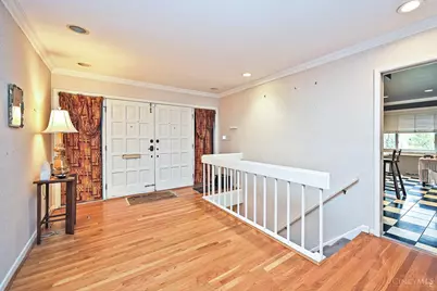 10611 Grimsby Lane, Evendale, OH 45241 - Photo 5