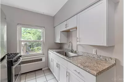 4244 Loubell Lane, Cincinnati, OH 45205 - Photo 11