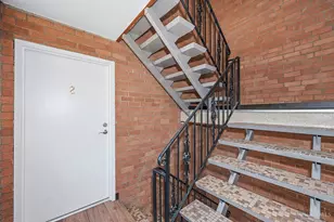 1275 Sunset Ave, Cincinnati, OH 45205 - Photo 5