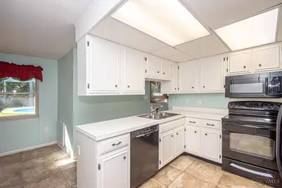 1200 Heathshire Drive, Centerville, OH 45459 - Photo 11
