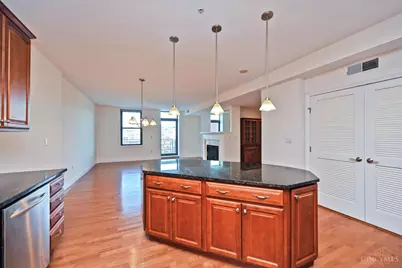 30 E Central Parkway #804, Cincinnati, OH 45202 - Photo 17