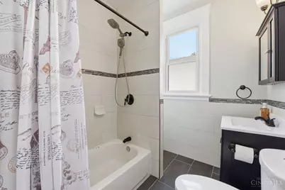 1121 Gilsey Avenue, Cincinnati, OH 45205 - Photo 29