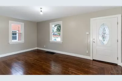 1166 Groesbeck Road, Cincinnati, OH 45224 - Photo 3
