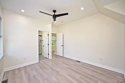 5748 Bramble Avenue, Cincinnati, OH 45227 - Photo 27