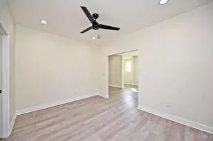 5748 Bramble Ave, Cincinnati, OH 45227 - Photo 21