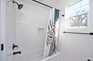 5748 Bramble Ave, Cincinnati, OH 45227 - Photo 35