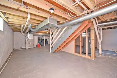 5748 Bramble Avenue, Cincinnati, OH 45227 - Photo 37