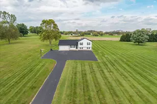 8025 Wright Rd, Penn Township, OH 45133 - Photo 3