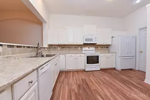 4167 Woodsly Dr, Union Township, OH 45103 - Photo 9